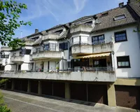 Haus- und Garagenansicht