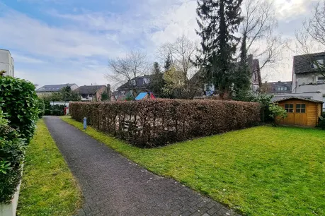 Hausvorplatz
