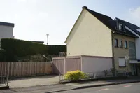 Seitliche Ansicht Strasse