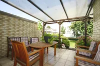 überdachte Terrasse