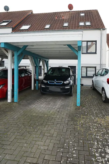 Carport + Stellplatz