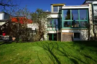 Rückansicht mit Wintergarten