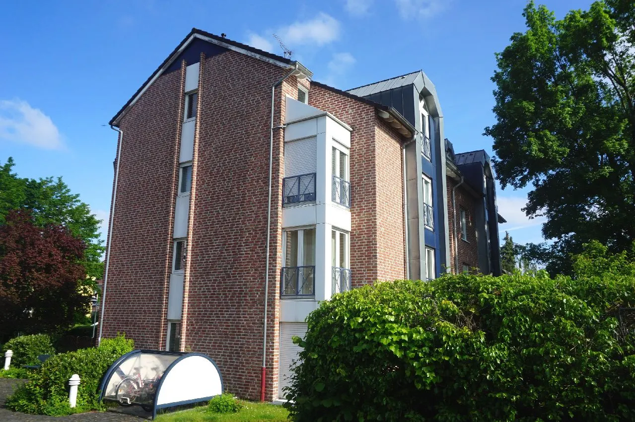 Schöne 3-Zimmer-Wohnung mit Balkon nahe der Straßenbahnstation der Linie 4 nach Köln! - Foto 5