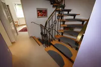 Treppenaufgang 1.OG in das Dachgeschoss