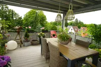 überdachter Balkon