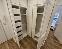 Garderobe offen