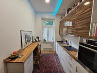 Wohnung II | Küche mit Fenster