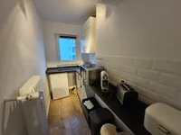 Küche mit EBK und Ffenster