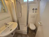 Duschbad mit Fenster