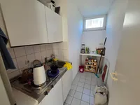 Küche mit EBK+Fenster