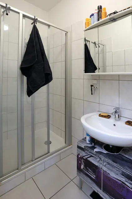 Altbau Duschbad EG innenliegend
