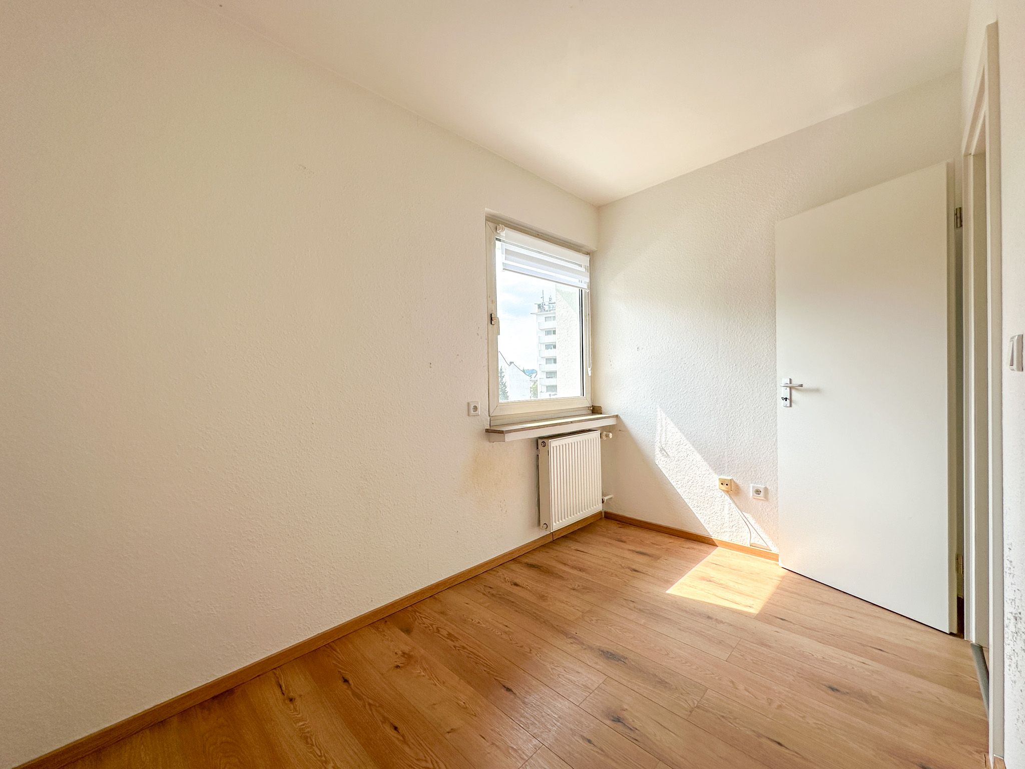 Kind/ Büro 1.OG