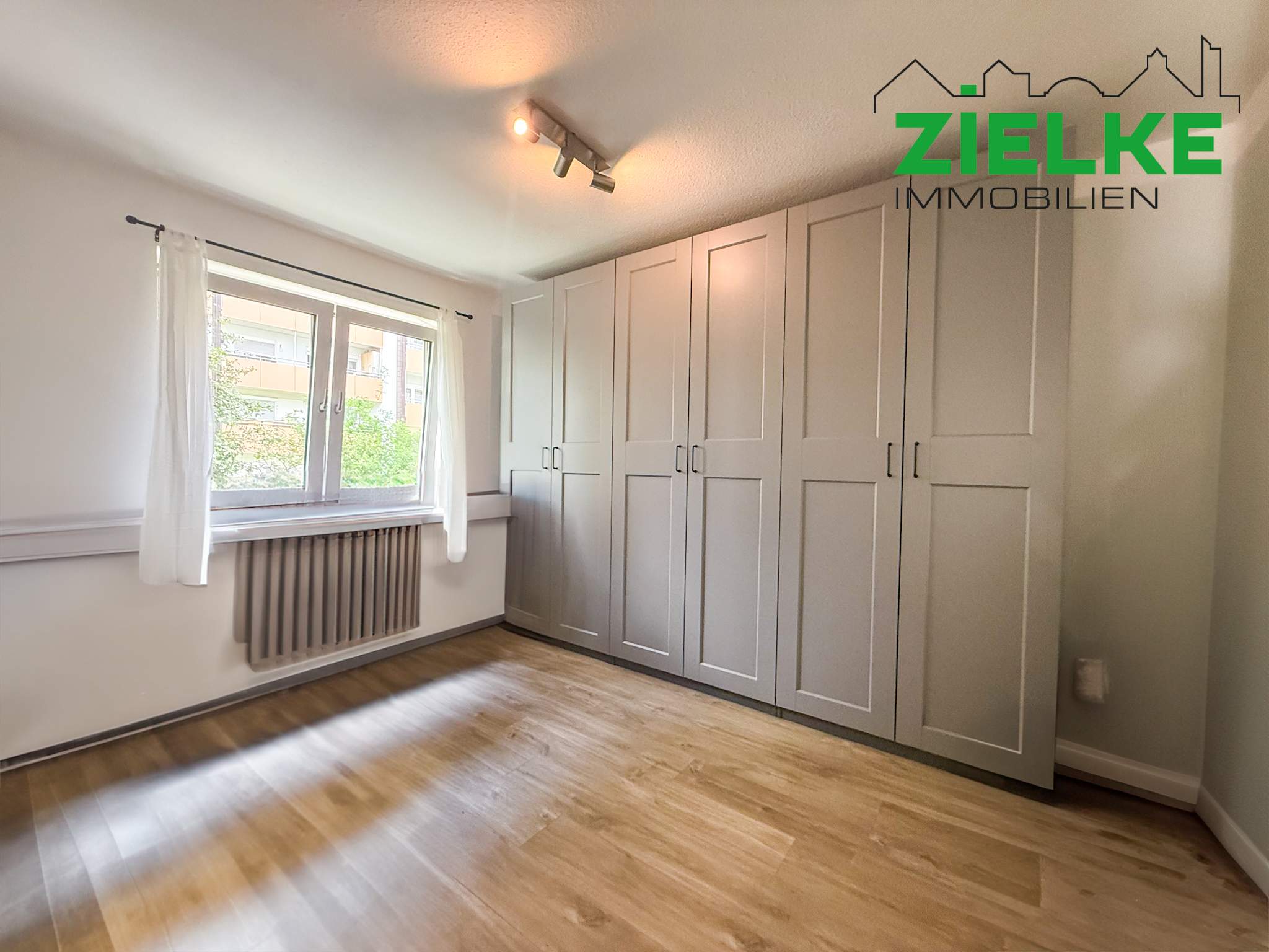 Büro/ Kinderzimmer