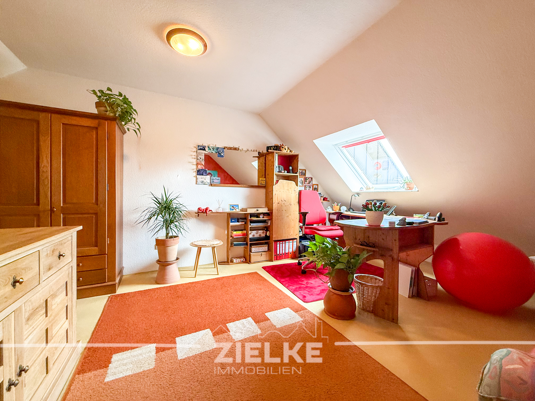 Schlafzimmer/ Büro