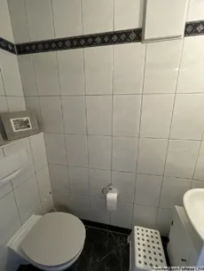 G WC