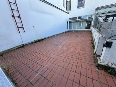 Terrasse im Dornröschenschlaf