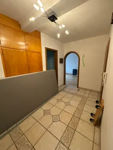 zentraler Wohnungsflur