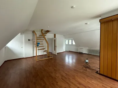 vermietete DG Wohnung Wohnraum