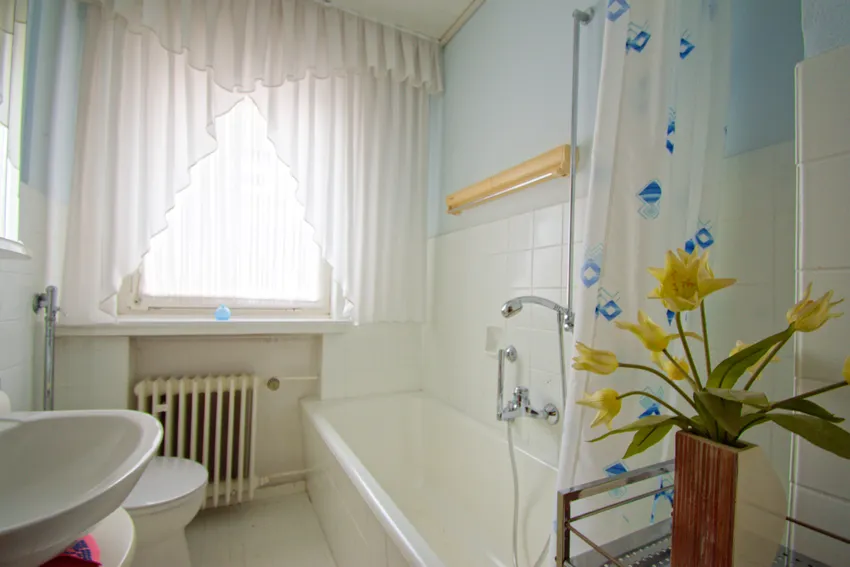 Badezimmer EG