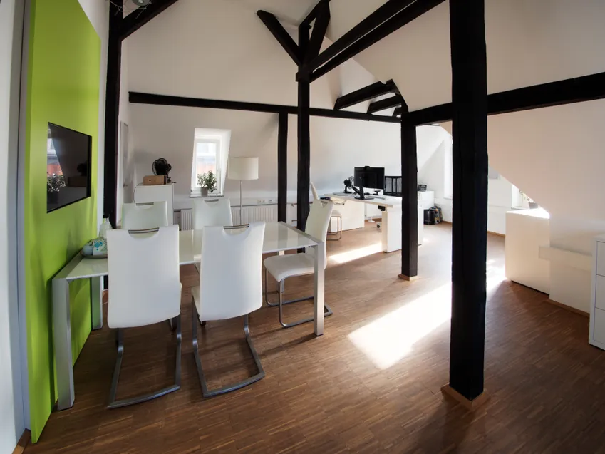 Büro 1