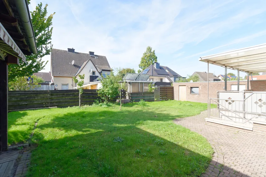 Garten, rechte DHH
