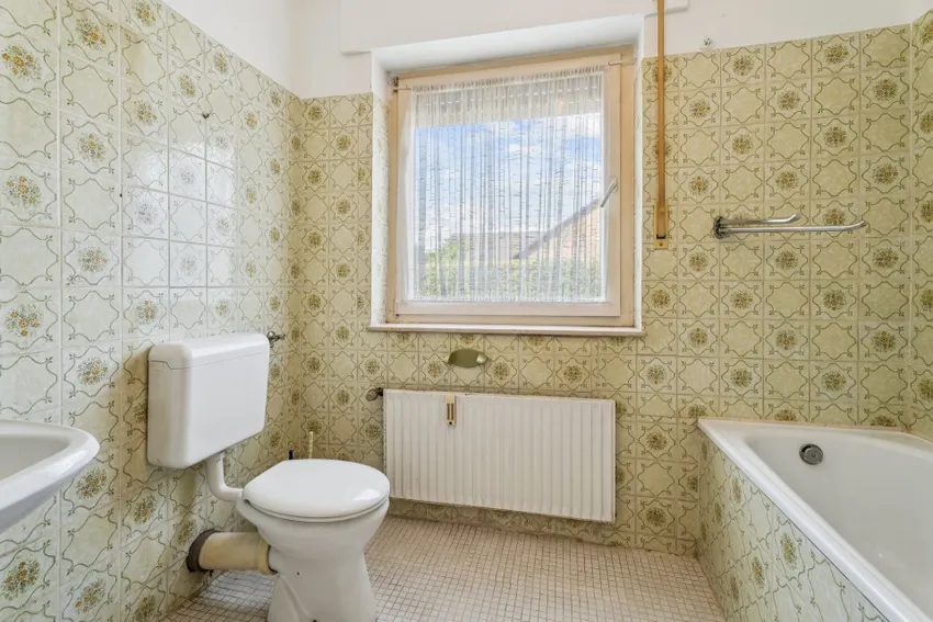 1. Badezimmer EG