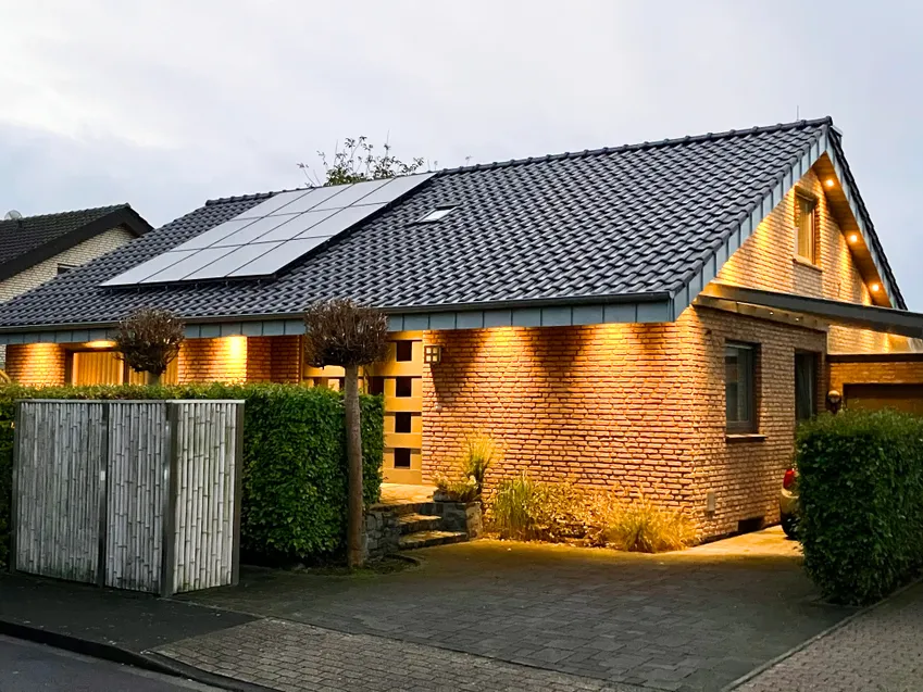Front beleuchtet