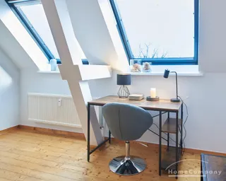 ** Für Firmen und beruflich mobile Mieter** 
In 2024 renovierte und neu möblierte Wohnung in Hamburg Altona