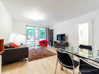 Wohnzimmer mit Essbereich