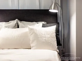 **Top-Zentral in Hamburg Neustadt** Möblierte, ruhige  Businesswohnung mit Balkon