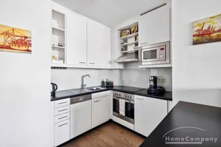 Helle und möblierte Wohnung nah den Elbbrücken