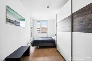 Helle und möblierte Wohnung nah den Elbbrücken
