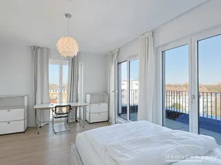 Alsternahes Penthouse Wohnung mit luxuriöser Ausstattung in Hamburg. ** 2 Schlafzimmer - Ideal für Firmen und beruflich Mobile ***