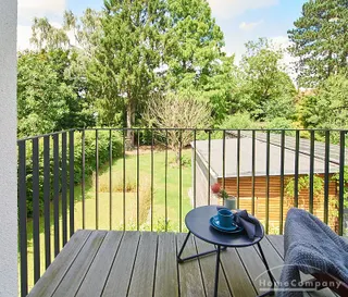 Modernes Businesswohnen mit Balkon in ruhiger Lage von Hamburg-Lokstedt