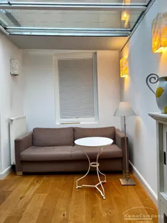 Großzügige möblierte Gartenwohnung mit Kamin und Terrasse in Groß Flottbek