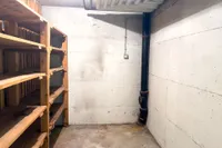 Keller