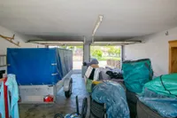 Garage 2