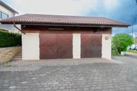 großes Gerätehaus/ Scheune