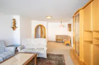 Wohnzimmer mit Essbereich