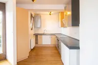 DG Wohnung 1 - Küche - KI generiert (Möbel/ Einrichtung mit KI entfernt)