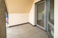 DG Wohnung 1 - Balkon oben - KI generiert (Möbel/ Einrichtung mit KI entfernt)