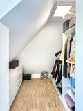 DG: Schlafzimmer Ankleide 2
