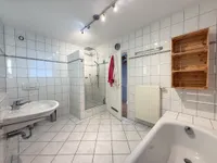 OG: Badezimmer