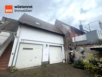 Appartement mit Garagen