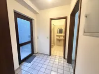 KG: Einliegerwohnung Flur