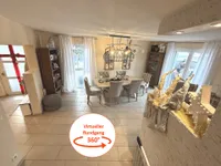 Blick von Treppe zum WZ