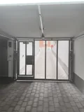 Tiefgarageneinfahrt
