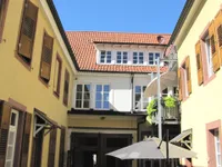 Innenhof mit Blick auf die WHG