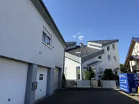 Haupthaus mit Nebengebäude