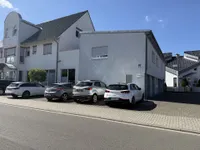 Straßenansicht